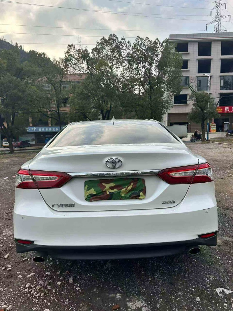 岳阳22年丰田凯美瑞9