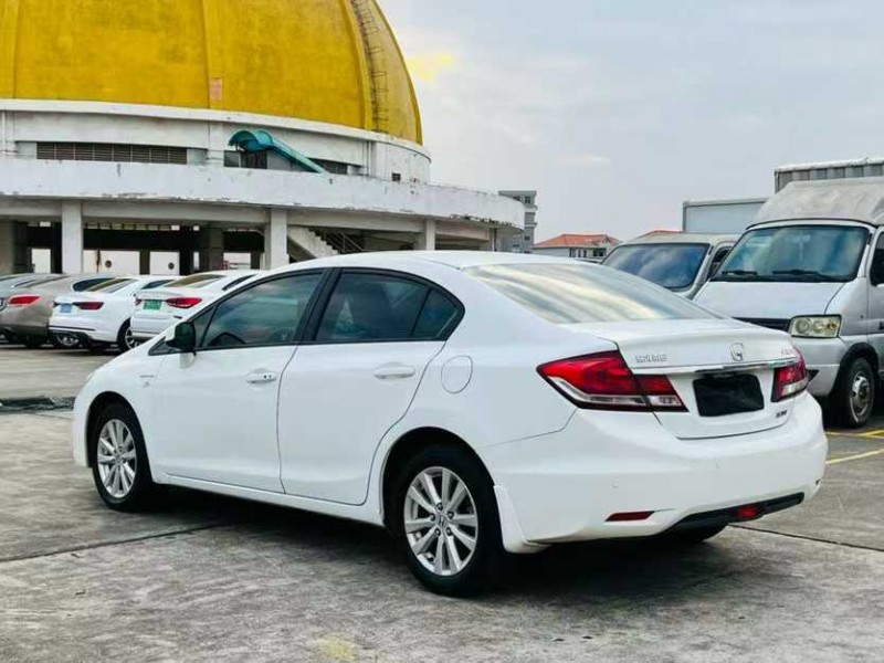 东莞15年本田思域7