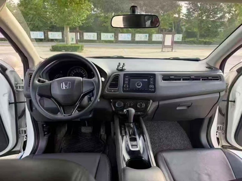 青岛21年本田缤智5