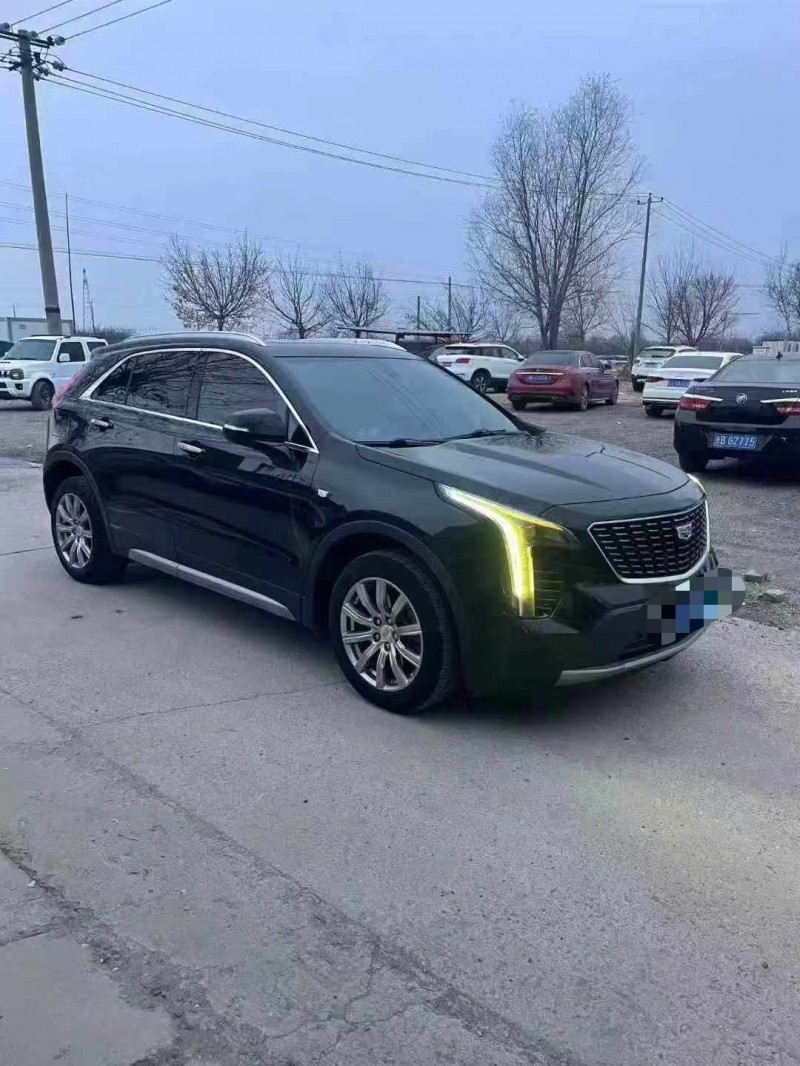 保定20年凯迪拉克XT43