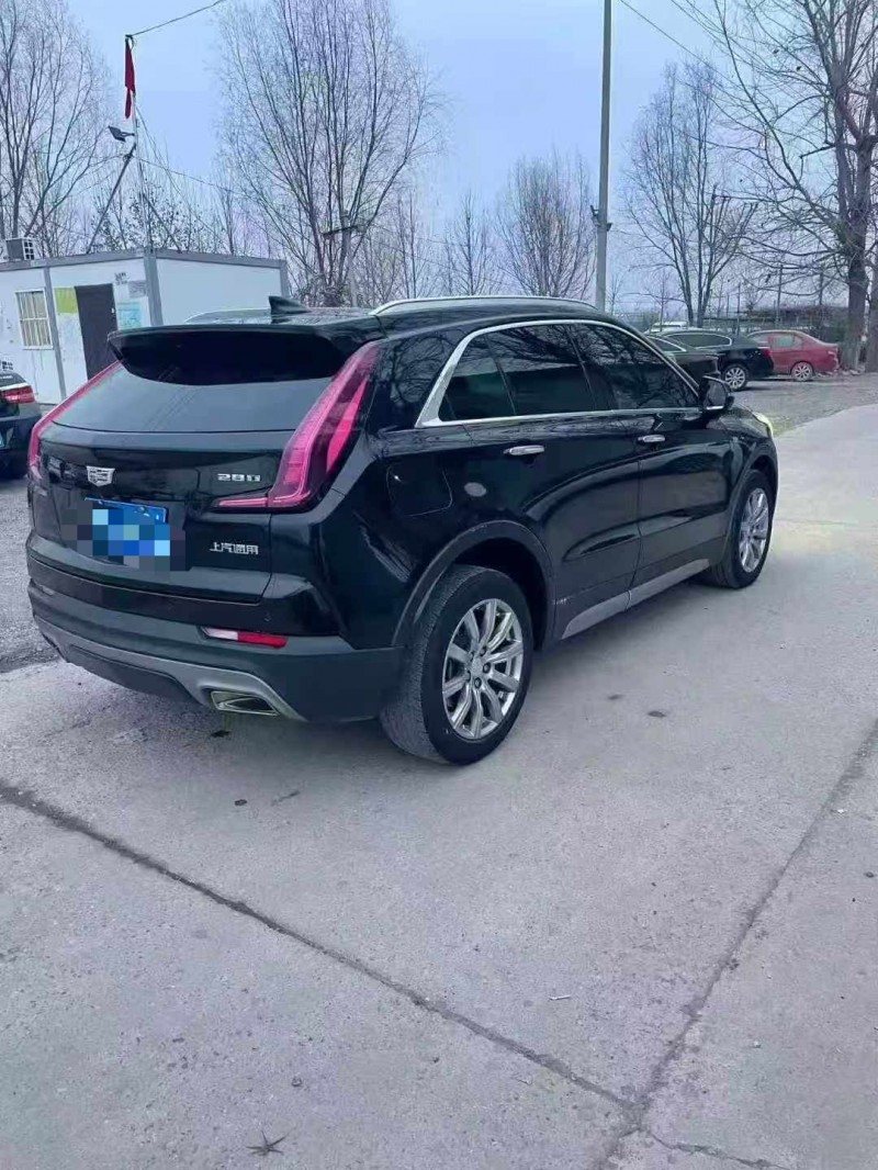 保定20年凯迪拉克XT47