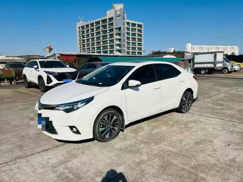 东莞15年丰田雷凌3