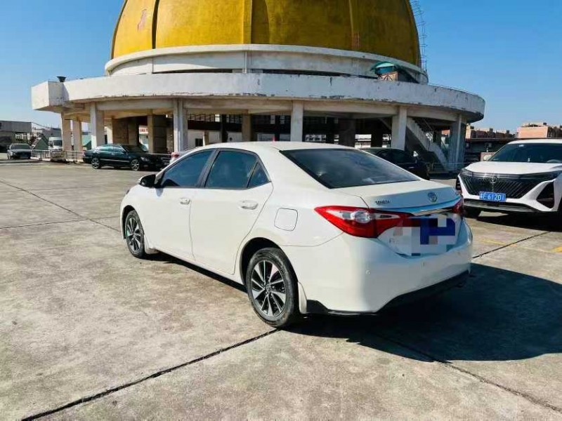 东莞15年丰田雷凌8