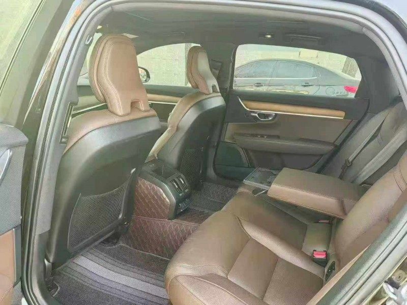 保定24年沃尔沃S904