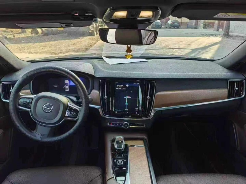 保定24年沃尔沃S905