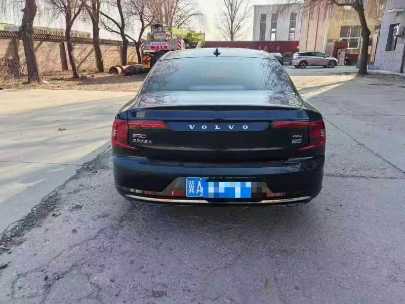 保定24年沃尔沃S909