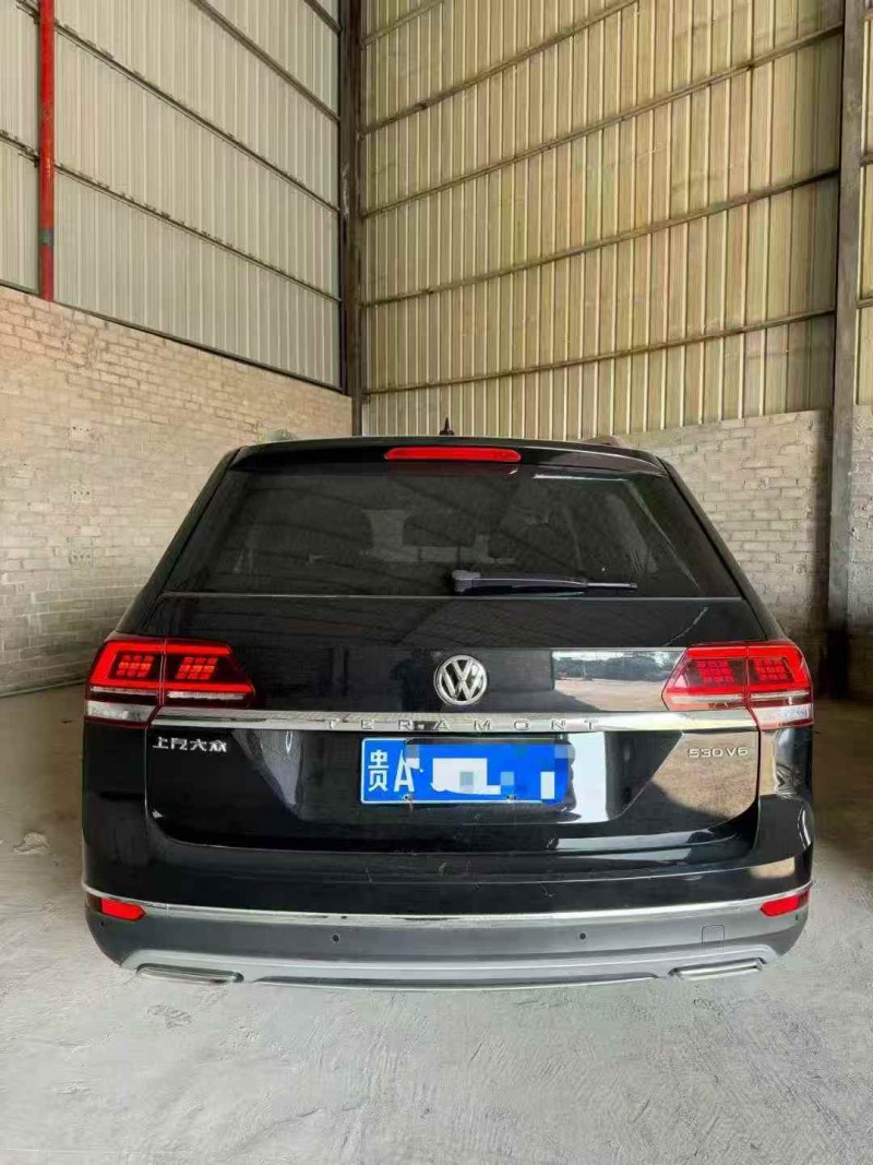 广州18年大众途昂9