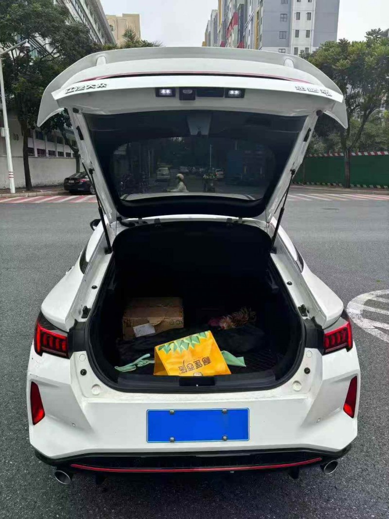 成都23年大众思皓7