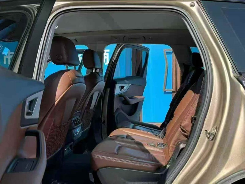 广州18年奥迪Q74