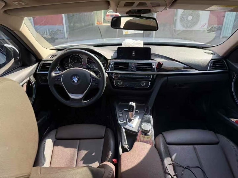 安阳19年宝马3系6