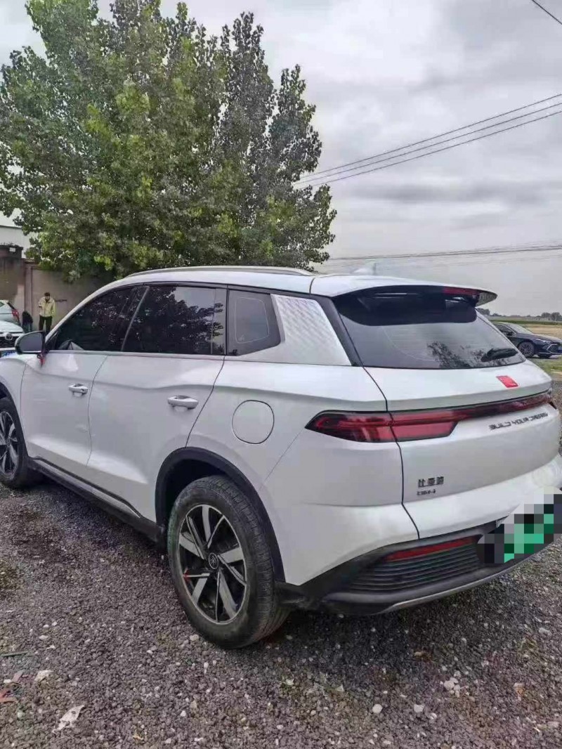 保定23年比亚迪宋7