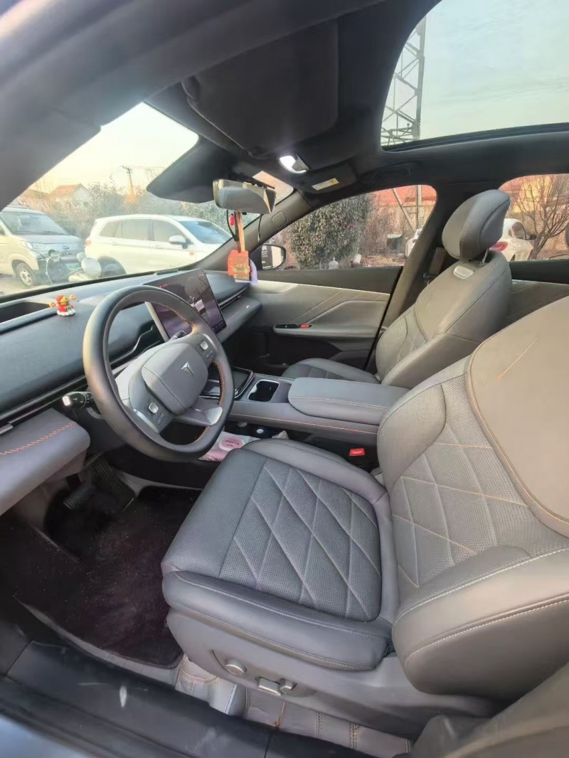 菏泽25年长安汽车深蓝4