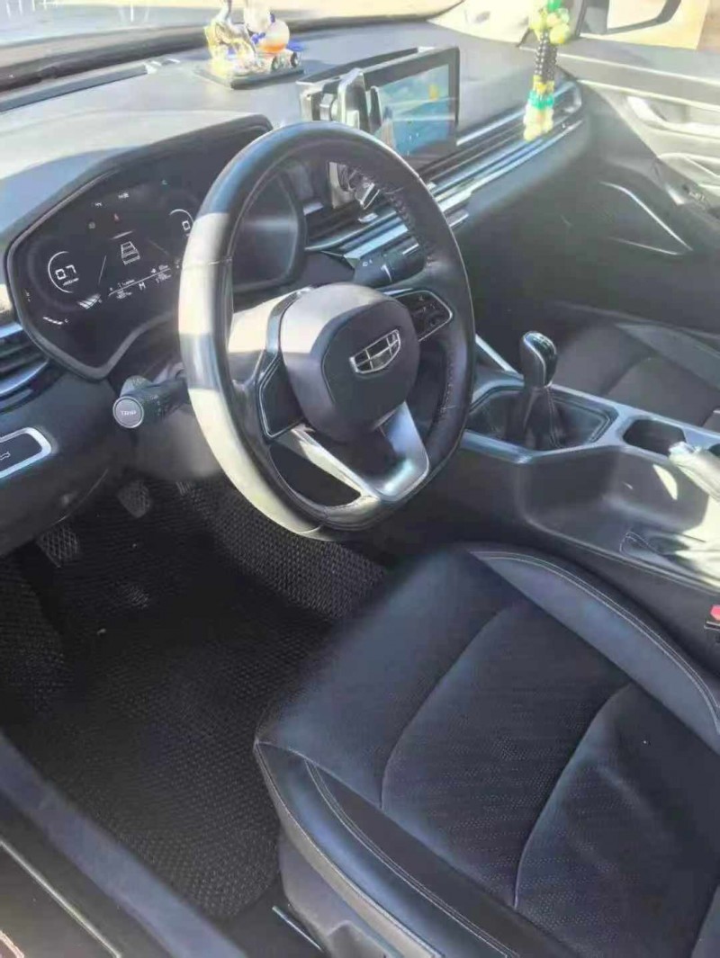 保定22年吉利帝豪4