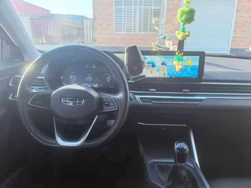 保定22年吉利帝豪5