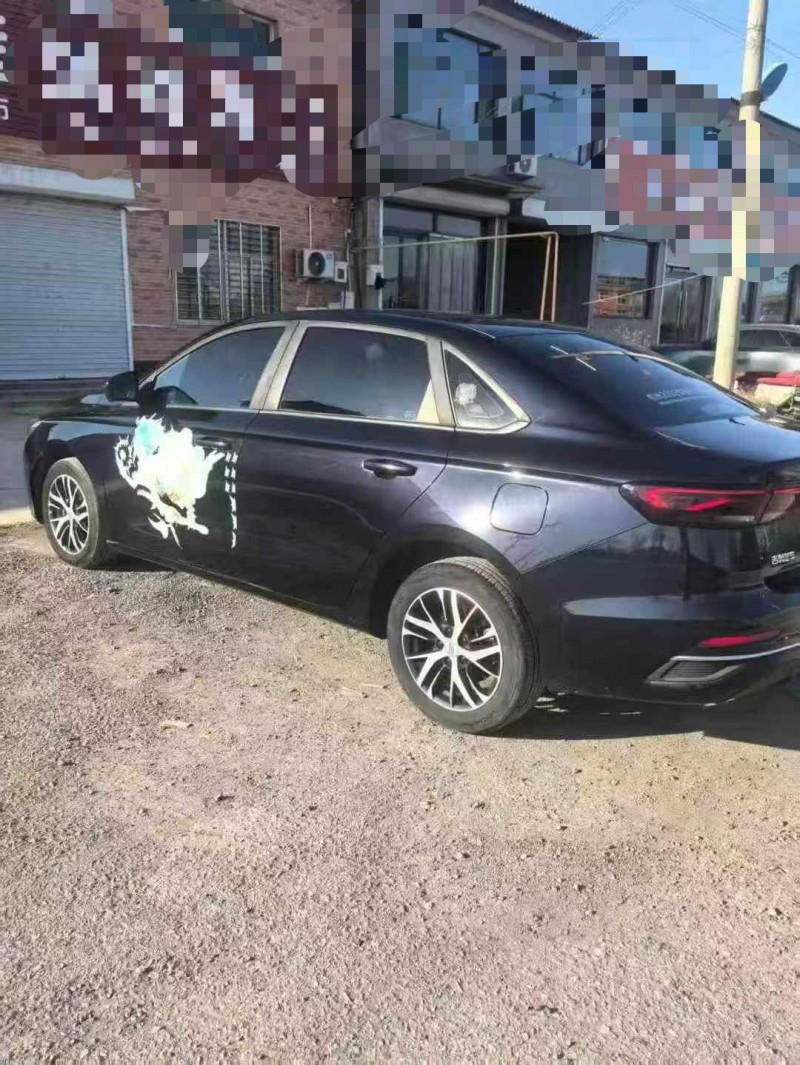 保定22年吉利帝豪8