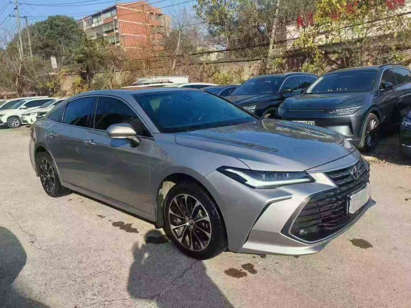 张家界22年丰田亚洲龙3