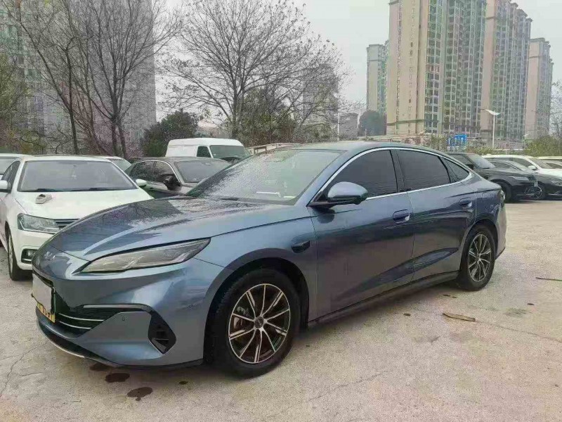 湘潭25年比亚迪海豹3