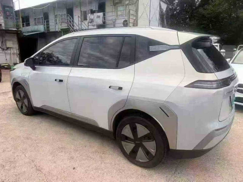 常德25年传祺埃安Y8