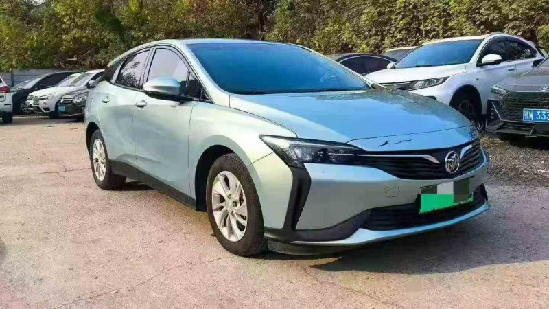 衡阳23年别克微蓝2