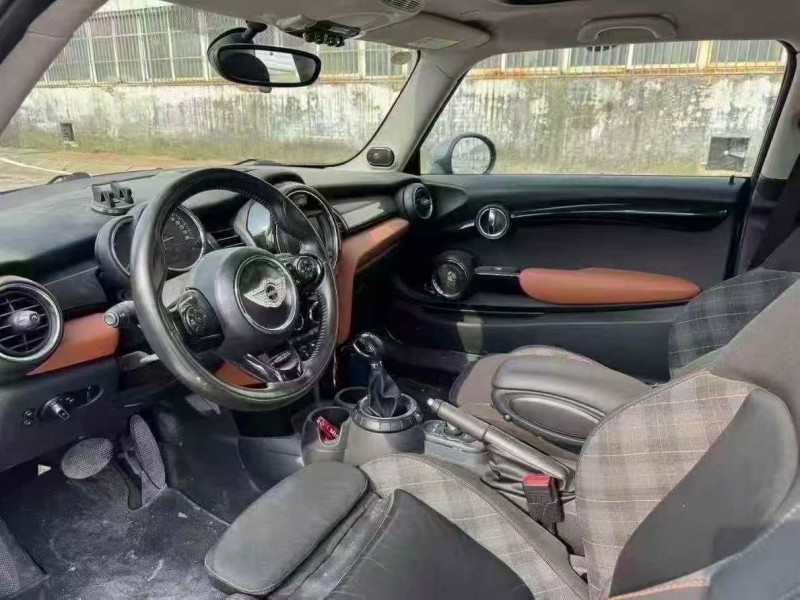 菏泽17年宝马迷你6