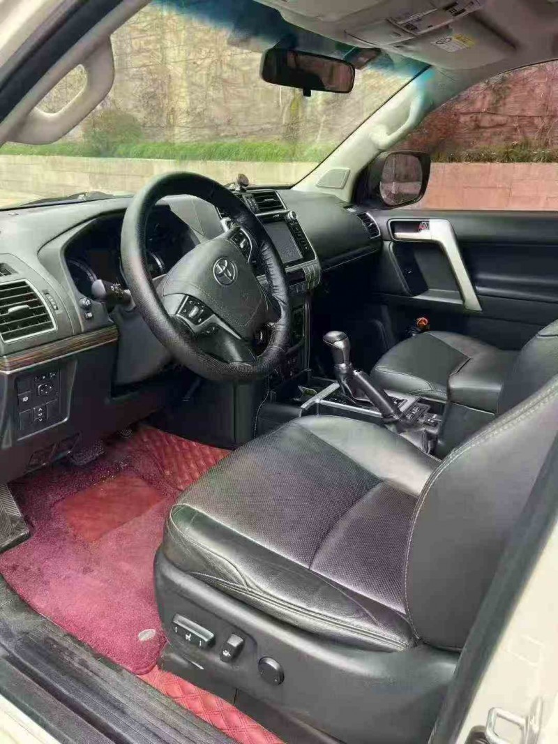 遂宁18年丰田普拉多6