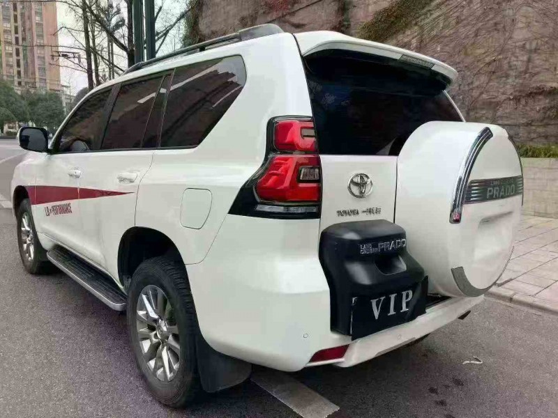 遂宁18年丰田普拉多8