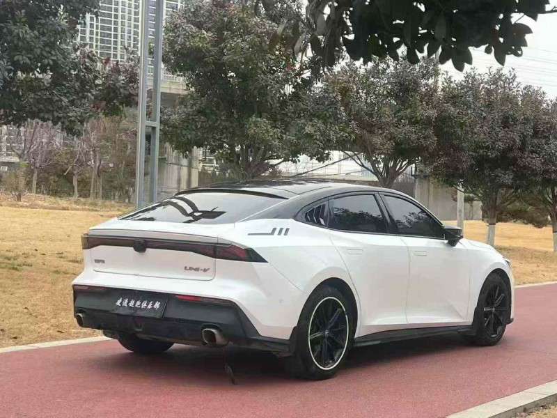 郑州22年长安汽车UNI9