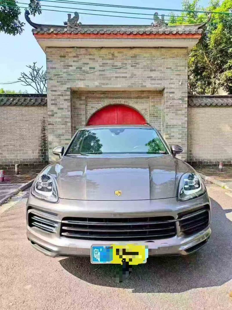 茂名20年保时捷卡宴1