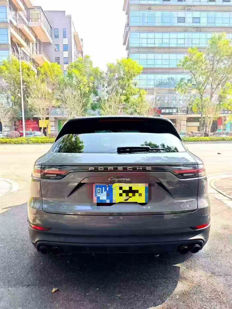 茂名20年保时捷卡宴9