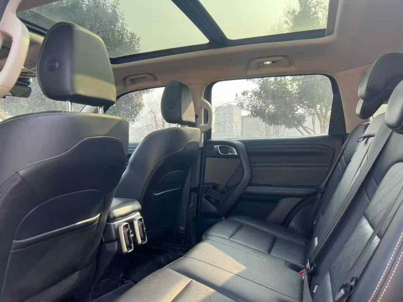 郑州21年哈弗大狗4