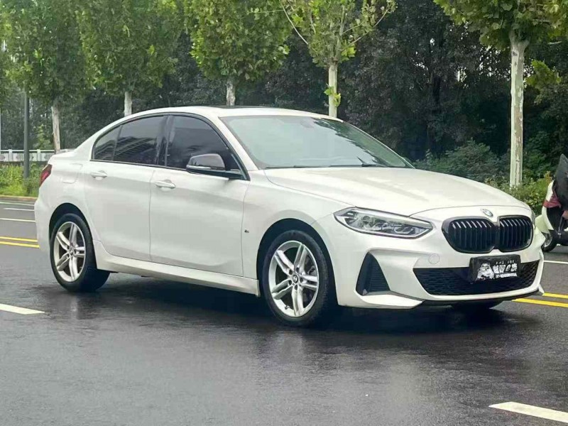 郑州23年宝马1系3