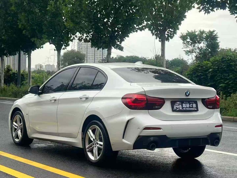 郑州23年宝马1系9
