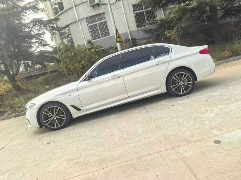 烟台20年宝马5系7