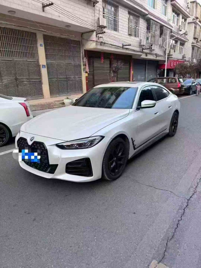 张家界24年宝马4系2