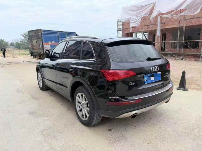 汕头15年奥迪Q58