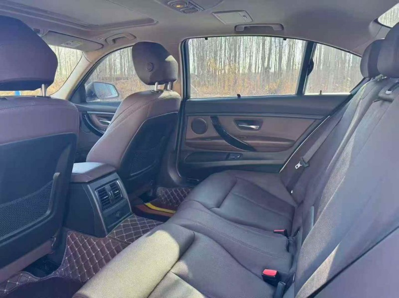 秦皇岛19年宝马3系8