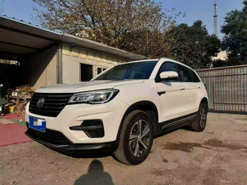 安阳19年长安汽车CS752