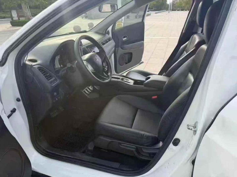 潍坊21年本田缤智5