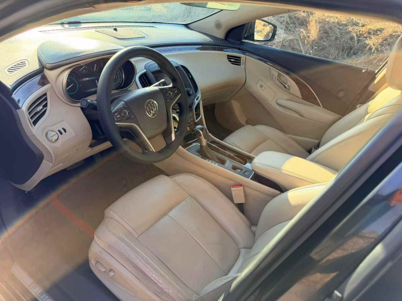 秦皇岛15年别克君越8