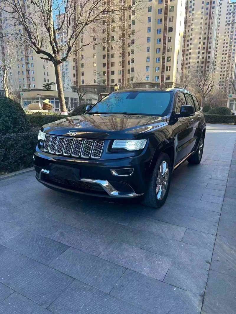 秦皇岛16年Jeep大切诺基3