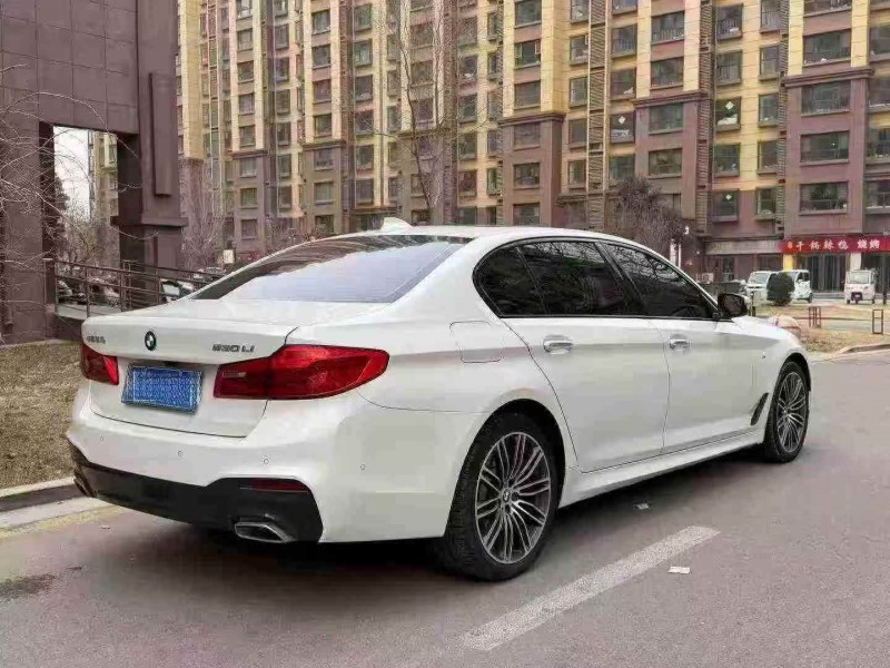 潍坊18年宝马5系8