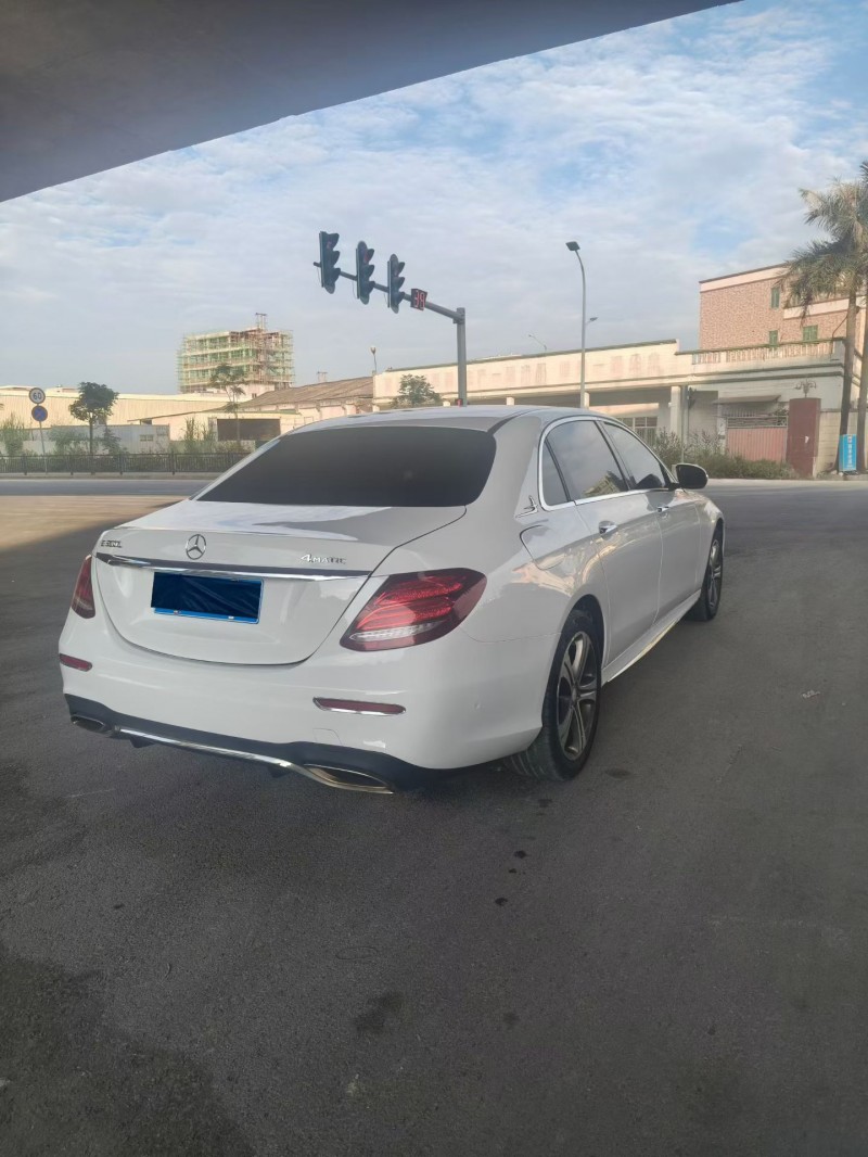 汕头16年奔驰E8