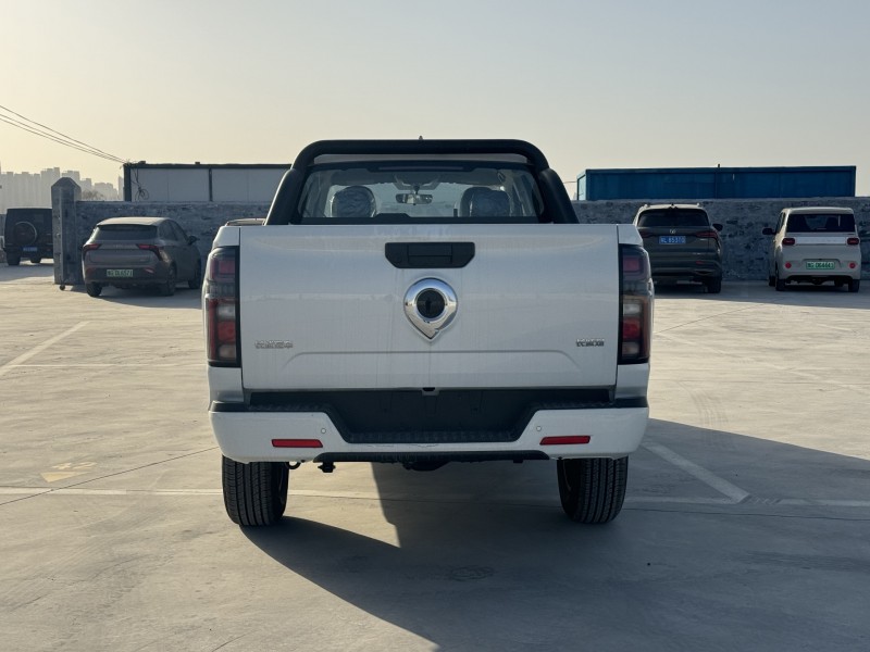 新乡26年长城汽车炮 皮卡8