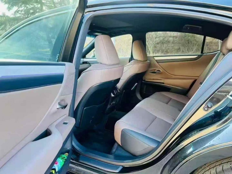 東營25年雷克薩斯ES4