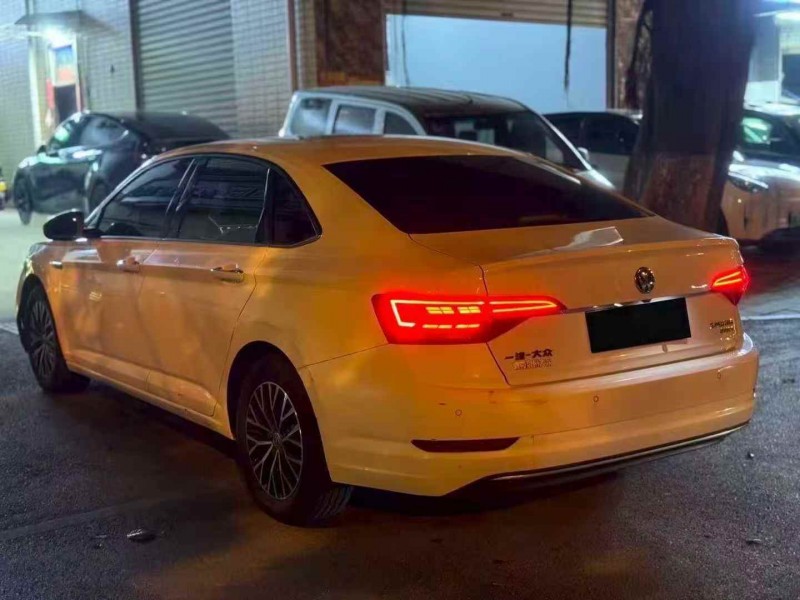 厦门20年大众速腾7