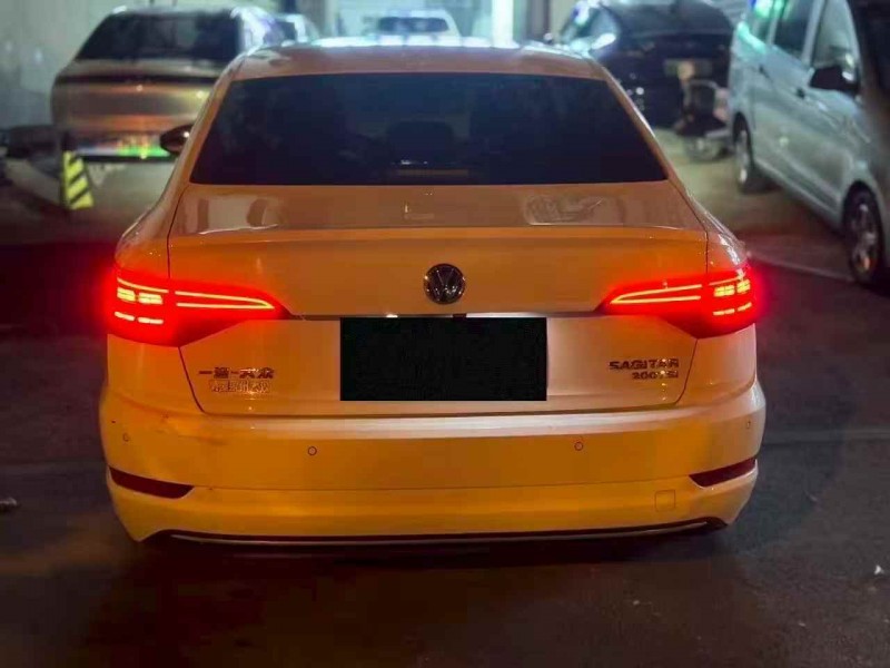 厦门20年大众速腾9