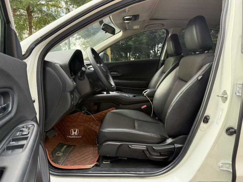 东莞21年本田缤智5