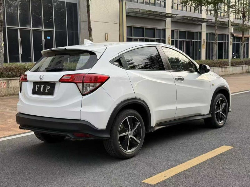 东莞21年本田缤智7