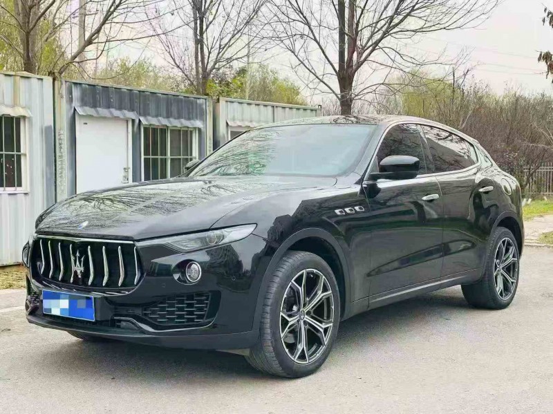 東營18年瑪莎拉蒂Levante3