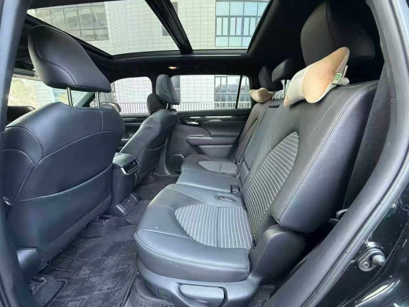 佛山23年丰田皇冠5